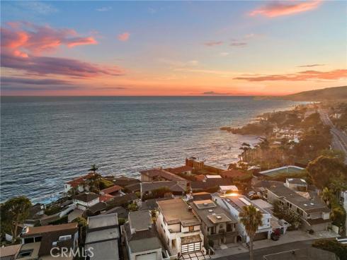 2615  Victoria  , Laguna Beach, CA