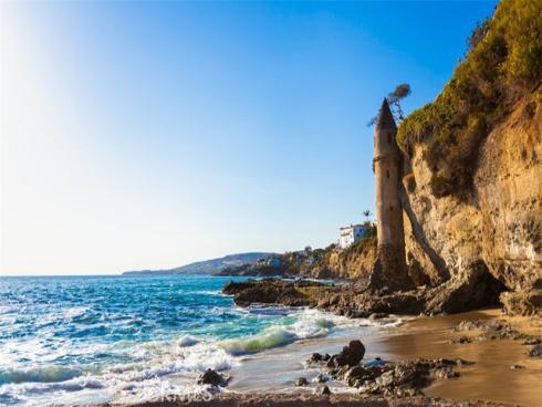 2615  Victoria  , Laguna Beach, CA