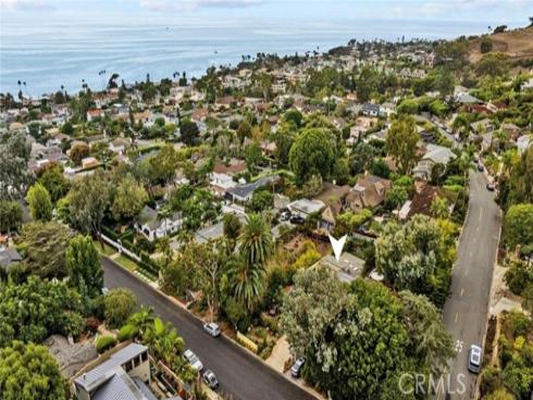 486 Locust Street, Laguna Beach, CA