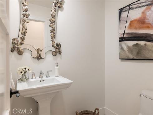 461  Linden   Street, Laguna Beach, CA