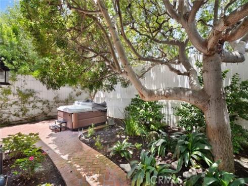 31012  Aliso   Circle, Laguna Beach, CA