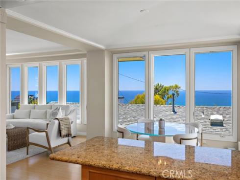31953  10th   Avenue, Laguna Beach, CA