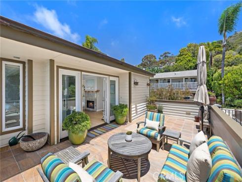 31953  10th   Avenue, Laguna Beach, CA