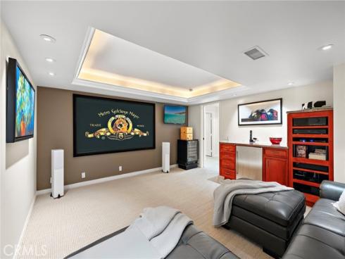 31953  10th   Avenue, Laguna Beach, CA