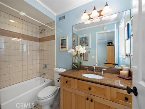 31953  10th   Avenue, Laguna Beach, CA