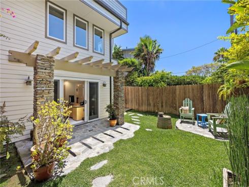 31953  10th   Avenue, Laguna Beach, CA