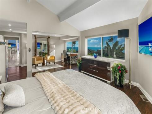 2  Camel Point  , Laguna Beach, CA