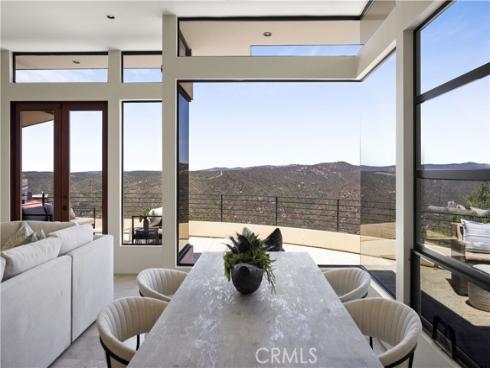 1505  Skyline   Drive, Laguna Beach, CA