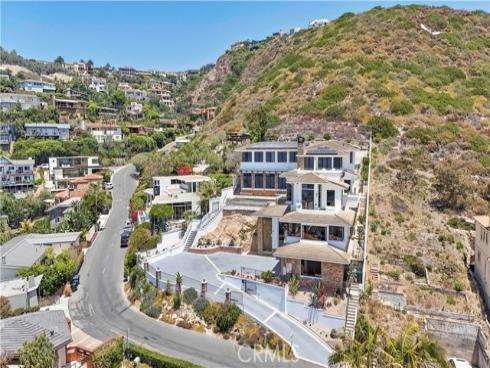 1076  Skyline   Drive, Laguna Beach, CA