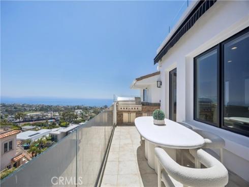 1076  Skyline   Drive, Laguna Beach, CA