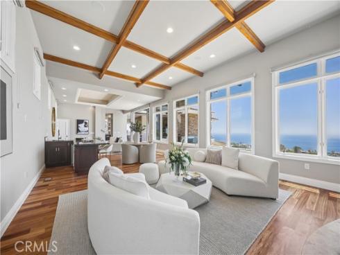 1076  Skyline   Drive, Laguna Beach, CA