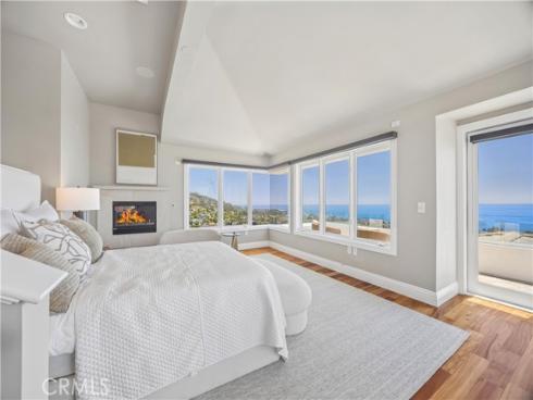 1076  Skyline   Drive, Laguna Beach, CA