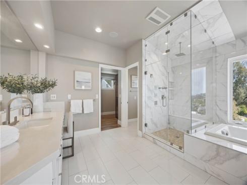 1076  Skyline   Drive, Laguna Beach, CA