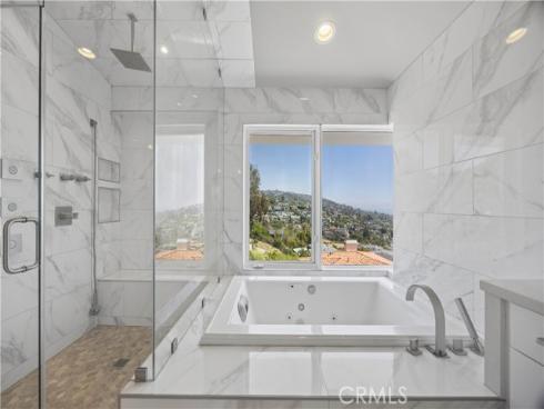 1076  Skyline   Drive, Laguna Beach, CA