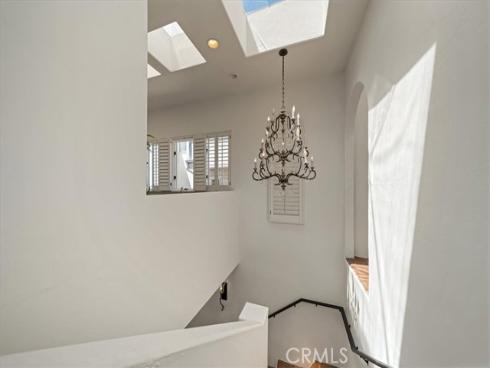 1046 Oro , Laguna Beach, CA