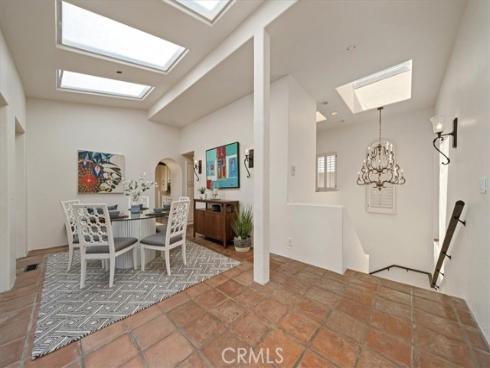 1046 Oro , Laguna Beach, CA