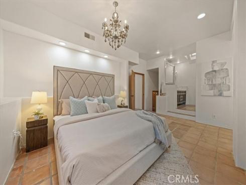 1046 Oro , Laguna Beach, CA