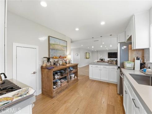 3078  Zell  , Laguna Beach, CA
