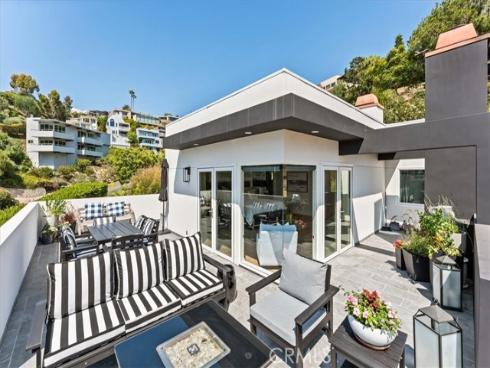 845 Summit Drive, Laguna Beach, CA