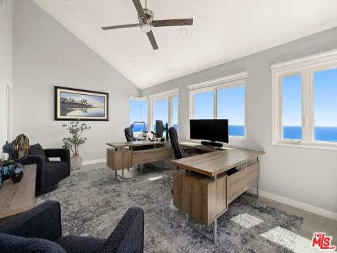 15 N Vista De Catalina , Laguna Beach, CA