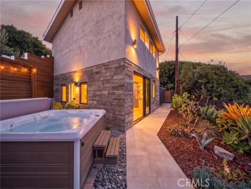 1474  Bluebird Canyon   Drive, Laguna Beach, CA