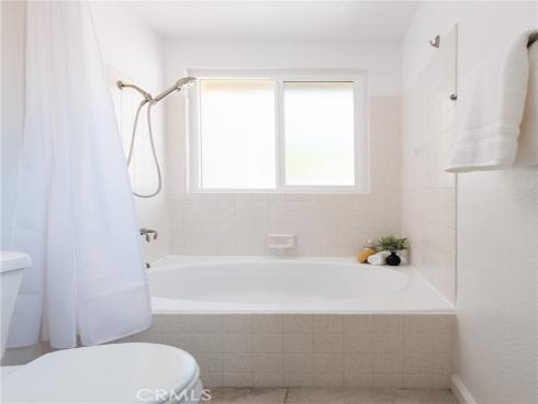 11 Encinitas Court, Laguna Beach, CA