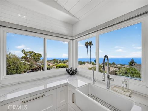 1  Vista Del Sol  , Laguna Beach, CA