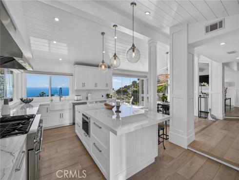 1  Vista Del Sol  , Laguna Beach, CA