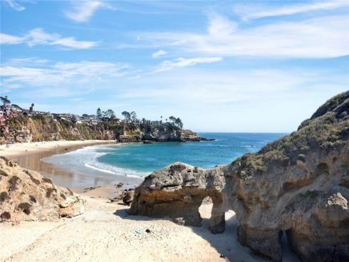 1  Vista Del Sol  , Laguna Beach, CA