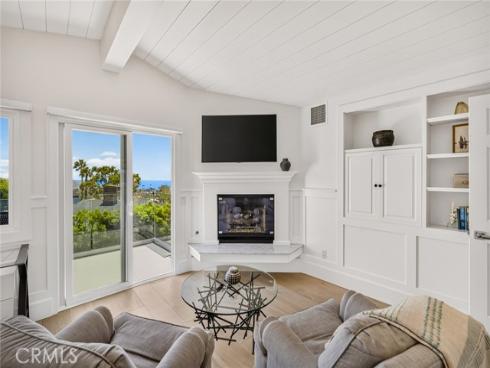 1  Vista Del Sol  , Laguna Beach, CA
