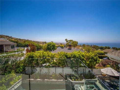1  Vista Del Sol  , Laguna Beach, CA