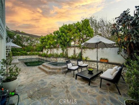1  Vista Del Sol  , Laguna Beach, CA