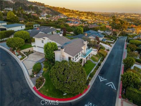 1  Vista Del Sol  , Laguna Beach, CA