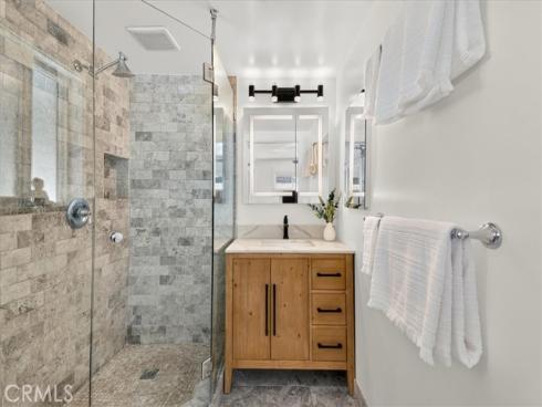31982 Virginia Way , Laguna Beach, CA