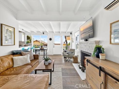 31982 Virginia Way , Laguna Beach, CA