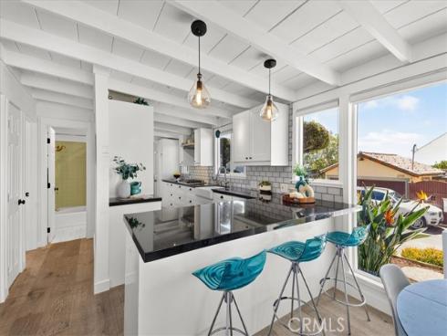 31982 Virginia Way , Laguna Beach, CA
