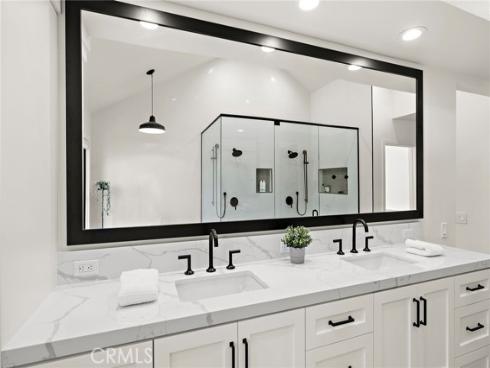 27562 Lost Trail Drive, Laguna Hills, CA