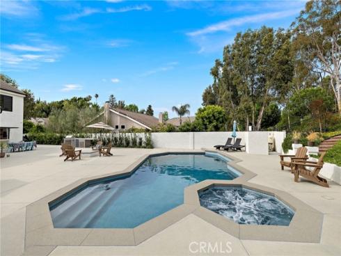 27562 Lost Trail Drive, Laguna Hills, CA