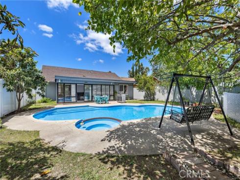 23512  Lipari  , Laguna Hills, CA