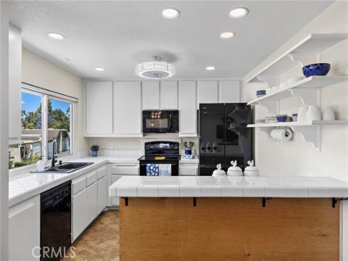 23382 Caminito Andreta 136 , Laguna Hills, CA