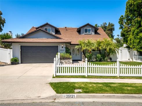25121  Ericson   Way, Laguna Hills, CA