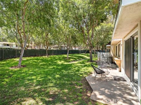 22212  Caminito Vino  , Laguna Hills, CA