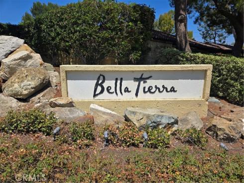25551 Indian Hill Lane C , Laguna Hills, CA