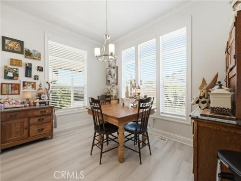 23301 Ridge Route #111 Drive, Laguna Hills, CA