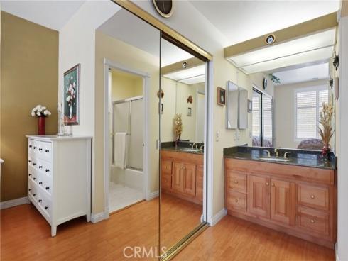 24441  Hillsdale  116  Avenue, Laguna Hills, CA
