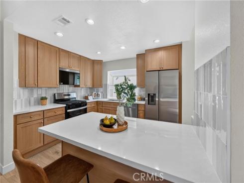 43 Oxbow Creek , Laguna Hills, CA