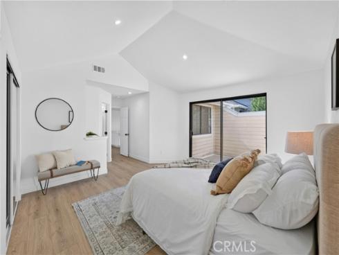 43 Oxbow Creek , Laguna Hills, CA