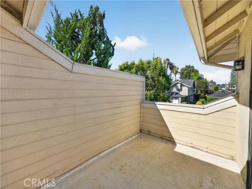 43 Oxbow Creek , Laguna Hills, CA