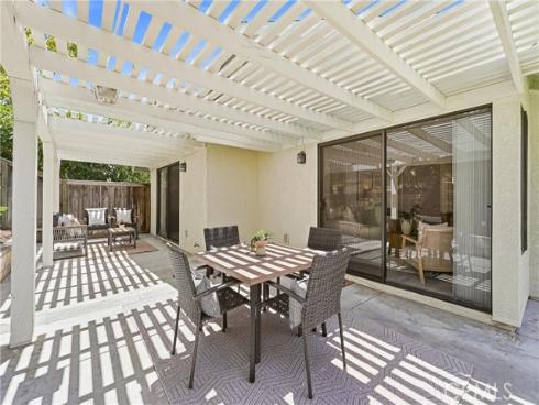 17 Jasmine Creek , Laguna Hills, CA