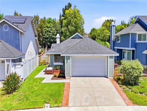 17 Jasmine Creek , Laguna Hills, CA